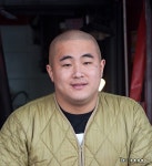 홍대 수 노래방 앞 젠장버거 깔깔이 스타일 ~~ - 홍대 2013년 봄 헤어스타일 패션 스타일 사진!! - 홍대 스트릿 패션 - 탄포포헤어