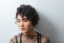 [나만의 스타일] 개성적인 숏컷 그라데이션 올파파스 파마 여성 헤어스타일 - 추천 헤어스타일 - 탄포포헤어
