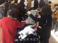 [로컬핫뉴스]군산서흥중학교, ‘16서흥! 더불어 행복축제’ 벼룩시장 운영