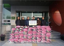 세계타임즈 [로컬핫뉴스]전북 군산시 대야면 수빈농장, 설 명절 이웃돕기 성품 기탁