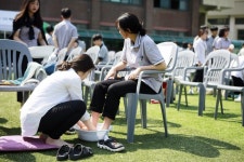 동명고등학교의 특별한 섬김 - 세족식