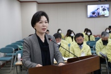 정옥님 도의원, 학생 안전·건강권 보장 근거 마련