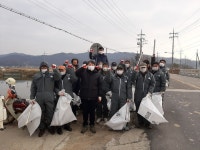 [세계로컬핫뉴스] 하점면이장단, 망월 직선도로 일원 환경정비활동 실시