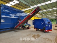 황토우영농조합법인, ‘무인사료급이기(TMR 급이로봇)’ 시험운행