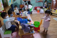 고사리 손으로 십시일반…영등포구 양평동 공유어린이집 바자회 수익금 전액 기부