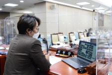 ‘언택트로 예산안 심사’ 서울시의회, 코로나 시대의 새로운 이정표