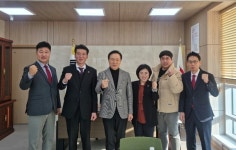 경기도의회 김민호 의원, 양주 (가칭)옥정1중학교 개교 촉구 청원서 전달 경기도의회 김민호 의원,  양주 (가칭)옥정1중학교 개교 촉구 청원서 전달