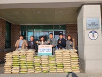 상패동 ㈜신명 . ㈜두성기업, 사랑의 백미 10kg 100포 기탁