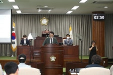 익산시의회 최재현 의원, 도심 내 반려동물 놀이터 설치 촉구