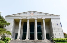 파주시의회 이진아·최유각·이익선 의원, ‘파주시 맨발걷기 활성화를... 이진아·최유각·이익선 의원,  ‘파주시 맨발걷기 활성화를 위한 맨발... 