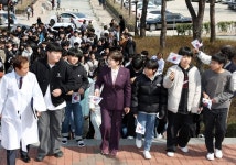 계성중학교, 독립의 횃불 ‘대구 3.8만세운동 제106주년 기념식’ 개최! 계성중학교, 독립의 횃불 ‘대구 3.8만세운동  제106주년 기념식’... 