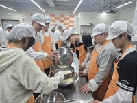 관천중학교, ‘사랑의 빵 나눔 봉사활동’ 실시