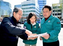 최호정 의장, 시청역 8번 출구 땅꺼짐 현장 방문…“근본 대책 마련”