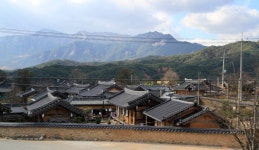 옛 담장 걸으며 고가 속으로, 경상남도 거창군, 스토리텔링