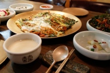 찰떡궁합이네, 동래온천과 동래파전,부산광역시 동래구,명물,여행기사,트래블아이