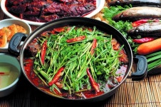 소박하지만 매혹적인 괴산의 맛 올갱이국과 메기매운탕,,별미,여행기사,트래블아이