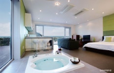 [ART  IN  ACCOMMODATION] 예술에 묵다 디자인에 눕다 - 트래비 매거진 [ART  IN  ACCOMMODATION] 예술에 묵다 디자인에 눕다