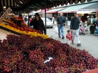  MONTREAL madness: street fair, public market scenes, street scenes, more street fair! - SkyscraperCity