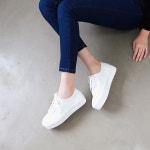 웨스트스타일 [쿠루] 여성 4cm 심플 키높이 스니커즈 G3284