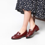 웨스트스타일 [쿠루] 여성 2cm 베이직 테슬 에나멜 로퍼 G4767