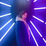 볼수록 매력있어♥윙스몰 코발트 블루 코트는 처음이예요 막상 입어보니 얼굴빛도 살고 너무 이뻐요 !!! 코트핏은리뷰 - 윙스몰