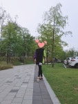 볼수록 매력있어♥윙스몰 모델이 입고있는 그대로 구입했어요~~  잘어울립니다 사실그대로예요 낮에 더울수있는데리뷰 - 윙스몰