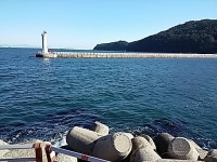 거제 능포 빨간등대방파제에서..