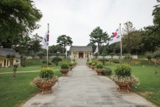 시설현황 < 소개 < 윤봉길의사기념관  시설현황 > 소개 >