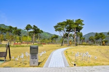 별별여행 > 홍예공원 | 별별시장&별별여행 ┃ 여행문화의 새로운 트렌드를 만들다 별별여행 > 홍예공원