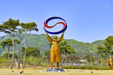 별별여행 > 홍예공원 | 별별시장&별별여행 ┃ 여행문화의 새로운 트렌드를 만들다 별별여행 > 홍예공원