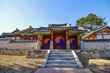 별별여행 > 충렬사 | 별별시장&별별여행 ┃ 여행문화의 새로운 트렌드를 만들다 별별여행 > 충렬사