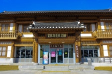 별별여행 > 매창공원 | 별별시장&별별여행 ┃ 여행문화의 새로운 트렌드를 만들다 별별여행 > 매창공원