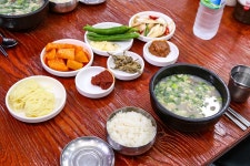 별별여행 추천스토어 > 70년전통본가할매곰탕 | 별별시장&별별여행 ┃ 여행문화의 새로운 트렌드를 만들다 별별시장&별별여행 ┃ 여행문화의... 