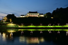 별별여행 > 영남루(야경) | 별별시장&별별여행 ┃ 여행문화의 새로운 트렌드를 만들다 별별여행 > 영남루(야경)