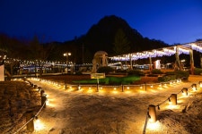 별별여행 > 산정호수(야경) | 별별시장&별별여행 ┃ 여행문화의 새로운 트렌드를 만들다 별별여행 > 산정호수(야경)