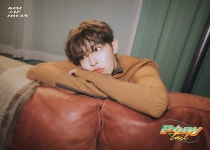 Watch: Kim Jae Hwan Gets Groovy In Suave Comeback MV For Ponytail | Soompi