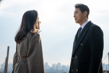 Ju Ji Hoon And Ha Ji Won Are A Married Couple Who Dont Trust Each Other In Climax | Soompi