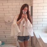 ★11am [11am 스탭후기]  여리여리한 라인이 정말 예뻤어요~! 두껍지 않은 편이라 비침은 있는REVIEW - 11am