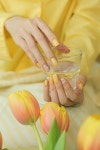 7일간의 휴가 | [젤팡] 노랑 봄빛 체크 네일 - 무광 셀프 젤네일 [젤팡] 노랑 봄빛 체크 네일 (무광)
