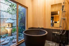 접근성이 용이한 높이의 변기를 갖춘 아시아 휴가지 숙소 | 에어비앤비