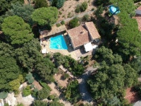 수영장이 있는 호끄브휸느슈흐아흐정 휴가지 숙소 - 프로방스알프코트다쥐르, 프랑스 | 에어비앤비