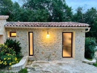 수영장이 있는 호끄브휸느슈흐아흐정 휴가지 숙소 - 프로방스알프코트다쥐르, 프랑스 | 에어비앤비