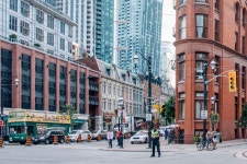 쇼미더시티 - 도보 투어 - Airbnb