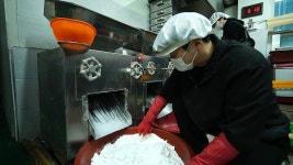 오늘의 TV | 온에어 | 전 국민의 평생학교 EBS 세상을 비집고 - 해외원정대 [버스킹이 뭐길래]