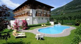 아고다 :: 씨나의 Hotel Apartments Feldhof 특가 및 이용후기 - Agoda.com