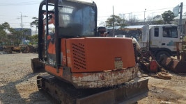  굴삭기 대우 2019-03-26 : 아그리즈 중고농기계