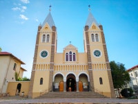 로만 카톨릭 병원 티켓 할인, 운영 시간, 후기 [2026년] | Trip.com