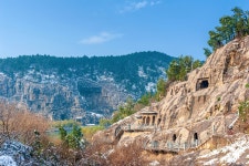 동산 석굴 티켓 할인, 운영 시간, 후기 [2026년] | Trip.com