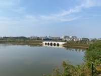 츠룽후 화중 영화촬영장 티켓 할인, 운영 시간, 후기 [2026년] | Trip.com