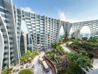 스카이 가든 앳 CapitaSpring 티켓 할인, 운영 시간, 후기 [2026년] | Trip.com